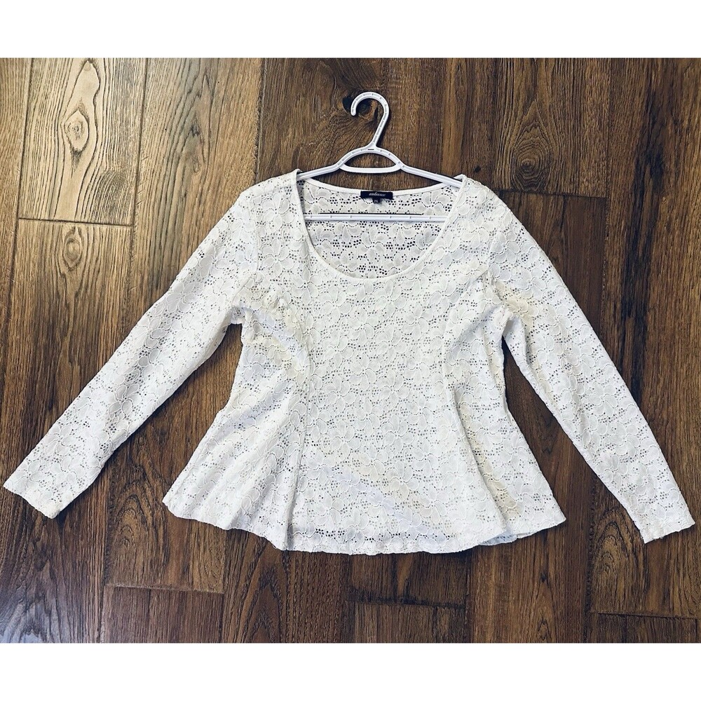 Ambiance White Lace Peplum Top 2XL (Runs Small ~L/XL) Stretch
